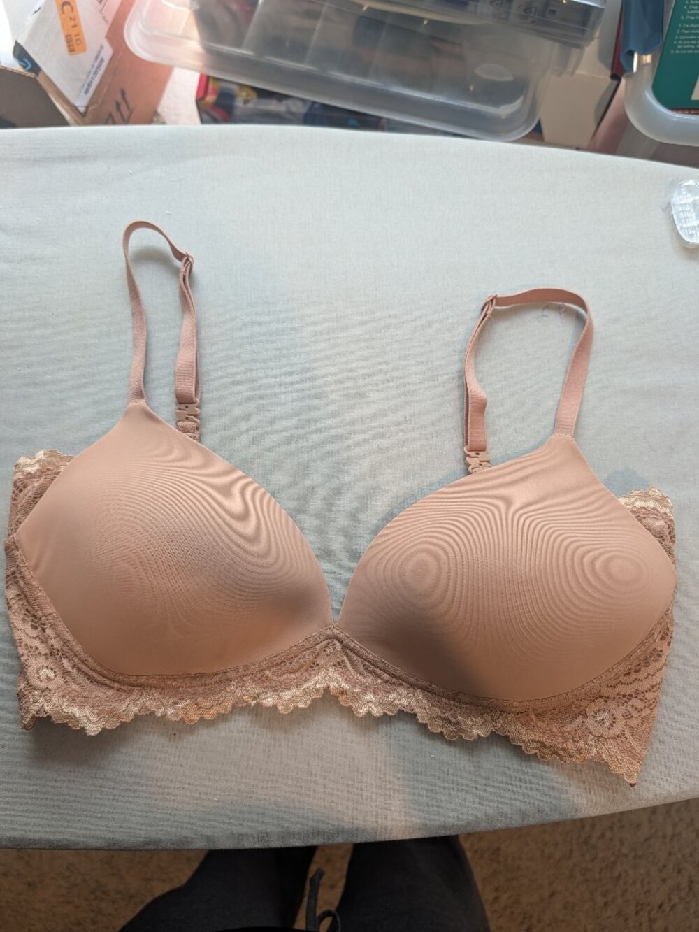 Adore Me bra 36C
